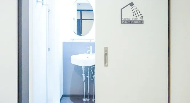 Кровать в общем номере (женский номер) с балконом Dian Hotel Namba - Hostel