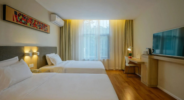 Hanting Hotel Nanjing Hexi Jiqingmen Street, Prenota Hotel Nanchino Jiangsu