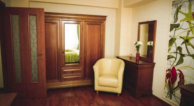 Suite Hotel Senator