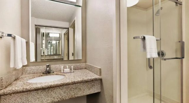 Standard- værelse Courtyard by Marriott Tulsa Central