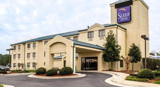 Кровать в общем номере Sleep Inn Richmond South