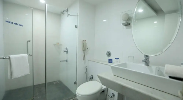 Двухместный клубный номер Standard Shravanti Sarovar Portico Bengaluru