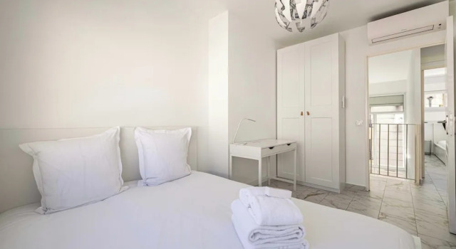 Modern, A/C Duplex - 3bdr/6p - Cannes, Забронировать Апартаменты/квартира Апартаменты Канн, рядом с Продуктовый рынок Forville Provencal, Апартаменты/квартира