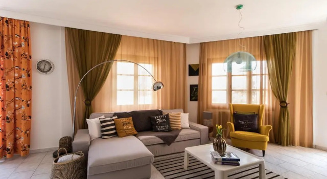 Lovely 2BR house.Old Town.