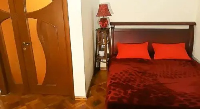 Arma-Apartment, Prenota Appartamento Hotel a Kharkov con parcheggio, Parcheggio