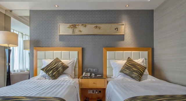 Yungang Jianguo Hotel