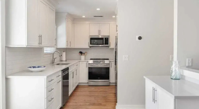 Коттедж Steps to Beach & Pool Screened Porch Pelican Bay 45 at Wild Dunes Resort