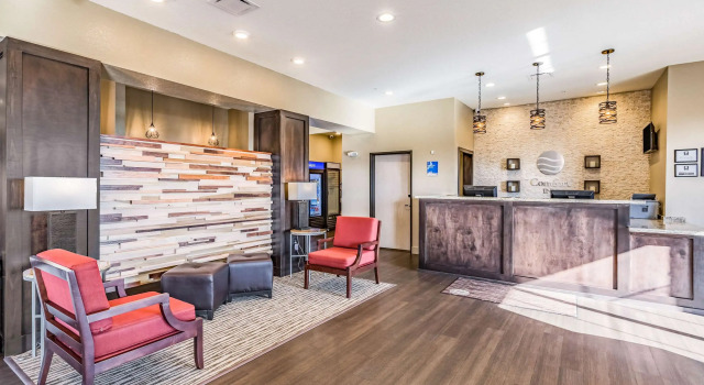 Comfort Inn Altoona-Des Moines, Rezerwuj Hotel Hotele w Iowa z basenem, Basen