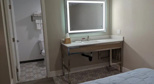 Номер Standard Super 8 by Wyndham Oceanside Downtown