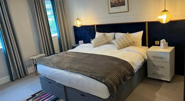 Three Falcons Hotel