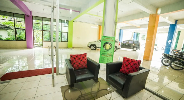 Airy Eco Syariah Solo Baru Sukoharjo Soekarno 20, Book Hotel Hoteller i Sukoharjo med parkering, Parkering