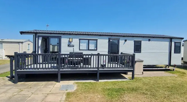 Mikey Caravan With Balcony, Book Feriehus Rhyl Clwyd