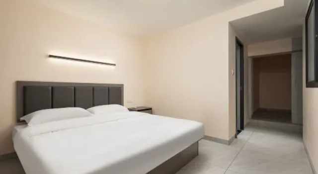 Люкс с 2 комнатами Yafu Hotel (West Coast Convention Center)