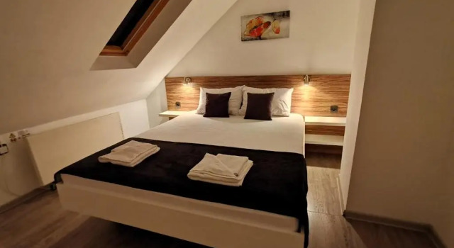 Апартаменты Niš City Center Guest House