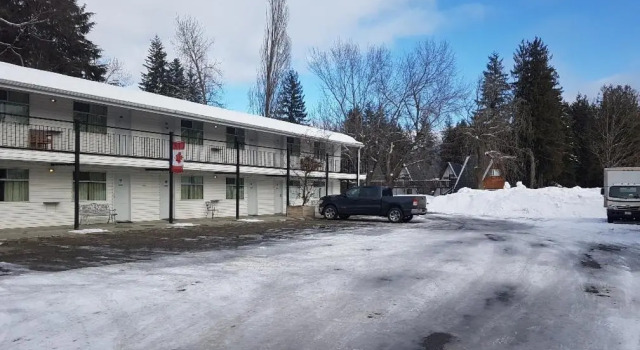 Номер Standard Anchor Riverfront Motel
