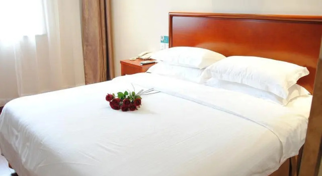 Двухместный номер Standard GreenTree Inn Anhui Hefei North Fuyang Road Luyang Industrial Park Express Hotel