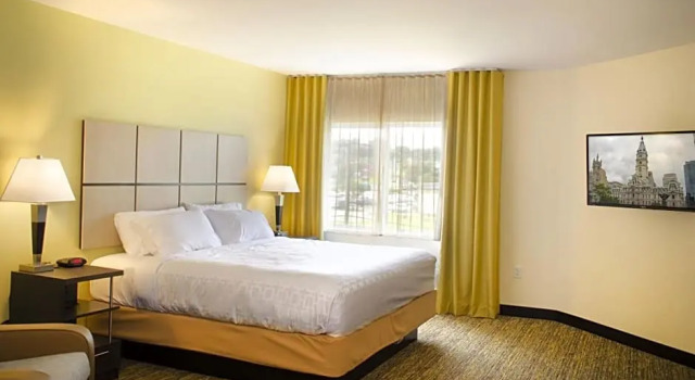 Двухместный номер Standard Candlewood Suites - Lancaster West by IHG