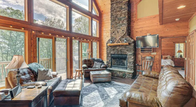 Коттедж Game Room, Deck + Views: Idyllic Slaty Fork Cabin