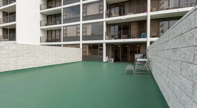 Waikiki Banyan - Pool Deck Level Tower 1 Suite 610, Забронировать Апартаменты/квартира Апартаменты Гонолулу, рядом с Royal Hawaiian Theater Legends in Concert Waikiki, Апартаменты/квартира