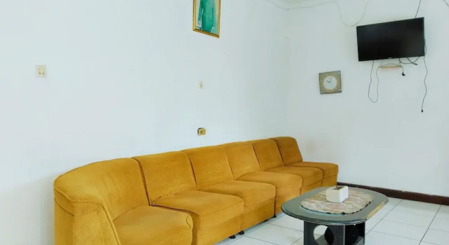 Homestay Pall Inn, Book Hotel Cisarua West Java