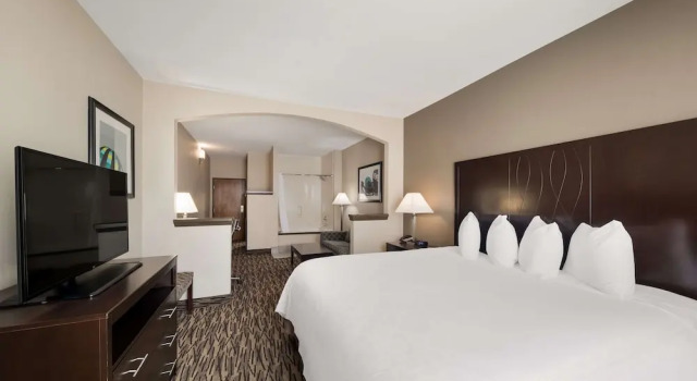 Двухместный люкс Comfort Suites Plano East - Richardson
