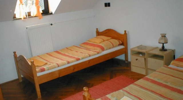 Krisztina Panzió, Rezervovat Hotel Balatonalmádi 