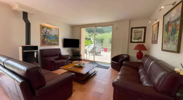 Коттедж Barn in Sarthe With Private Heated Pool