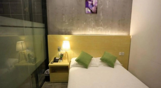 Yi Mi Hotel Shenzhen Longgang Pinghu South China City, Rezerwuj Hotel Hotele w Shenzhen z parkingiem, Parking