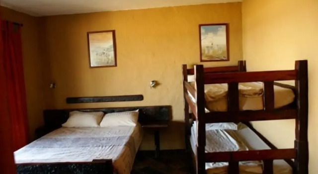 Коттедж Island Vibe Backpackers Jeffreys Bay