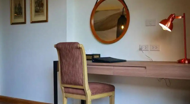 Люкс с видом на горы Issara Boutique Winery Hotel