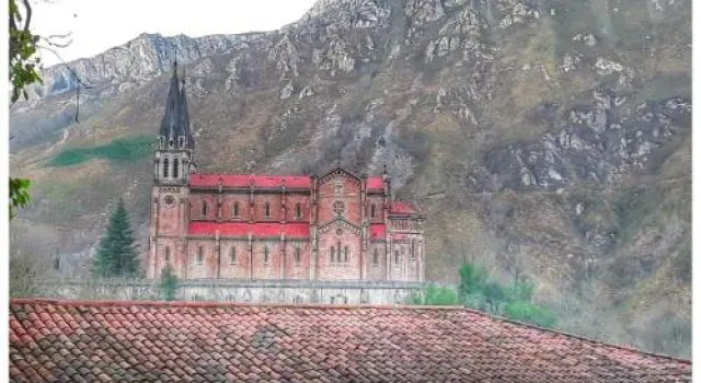 Casa de Aldea La Ablanera, Varaa Hotelli Cangas de Onís 