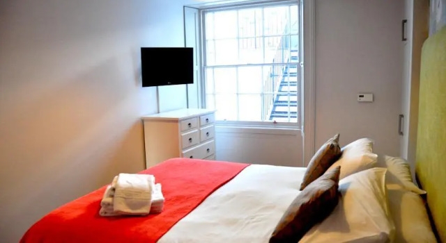 Evesham Road Serviced Properties Apartments, Varaa Huoneisto Asunnot kohteessa Merseyside, Huoneisto