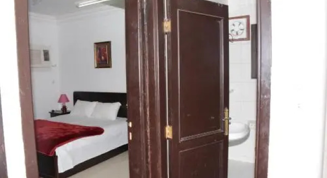 Al Eairy Apartments Madinah 12, Забронировать Апартаменты/квартира Медина Эль-Мадина, рядом с Мечеть Куба