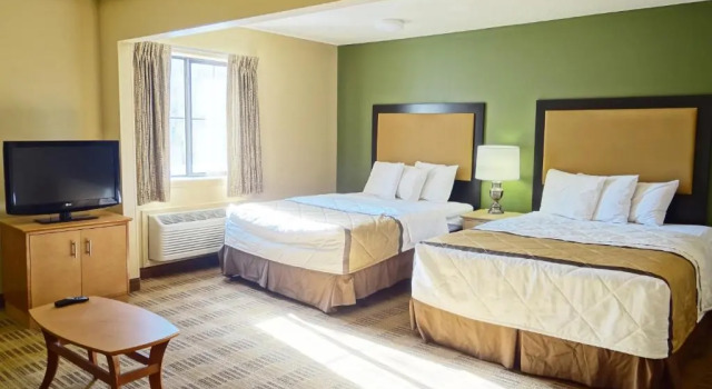 Студия Deluxe Suburban Studios Louisville East