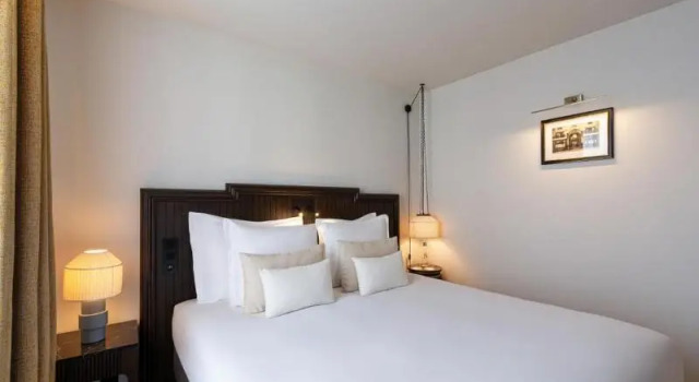 Номер Standard Hôtel & SPA Napoléon