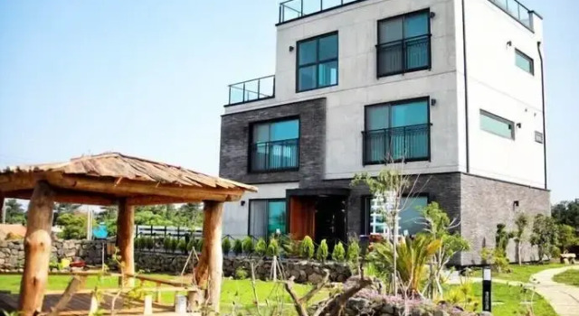 Jeju I Pension