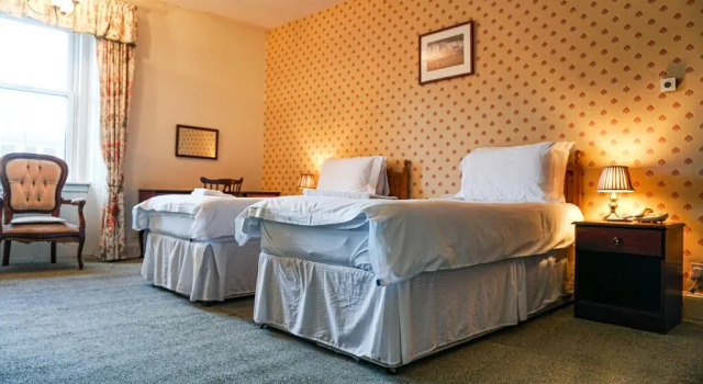 Western Isles Hotel, Забронировать Отель Отели Тобермори 3 звезды, рядом с Mull Theatre, 3*