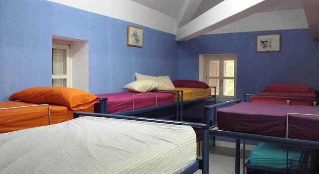 Lizarrusti Parketxea - Hostel, Prenota Ostello Alsasua 