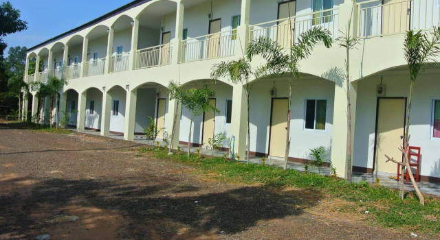 Din Dee Resort, Забронировать Курортный отель Накхонратчасима 