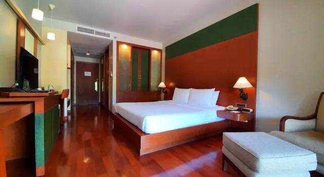 Двухместный номер Deluxe с балконом и с видом на сад Mission Hills Phuket Golf Resort-SHA Extra Plus