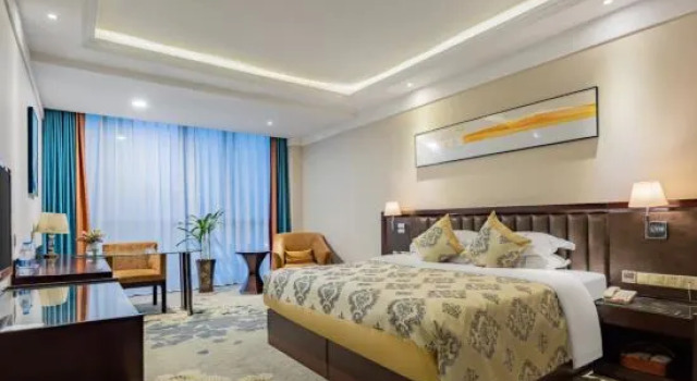 Двухместный люкс Yiyang Hotel (Yiling Wanda Plaza, Yichang Three Gorges Enterprise Base)