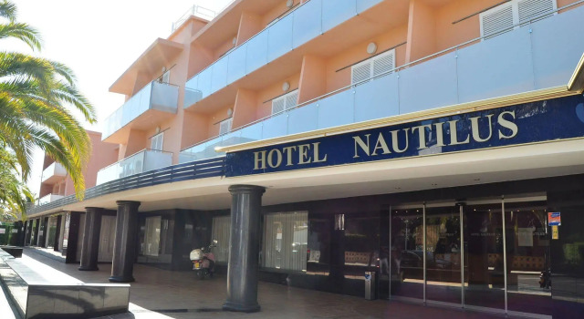 Nautilus Hotel, Забронировать Отель Отели Росас 3 звезды, рядом с Aventura Nautica, 3*