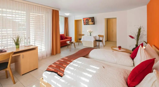 Полулюкс Hotel Alex Business & SPA