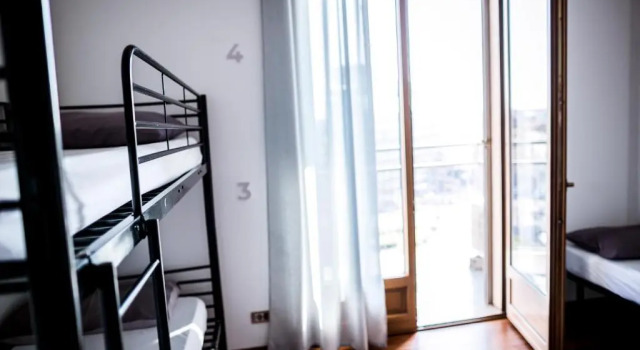Кровать в общем номере (мужской номер) B&B Best Hostel Milano