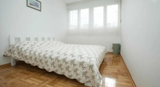 Apartment Sun, Prenota Appartamento Splitska 