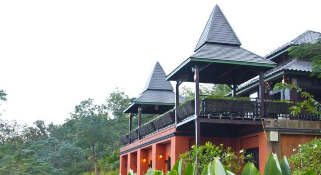 Thaton Hill Resort, Забронировать Курортный отель Май-Ай Чиангмай