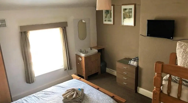 Четырёхместный номер Standard The Westbourne House