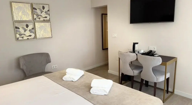 Hotel Marina Benalmadena, Забронировать Отель Отели Бенальмадена 3 звезды, рядом с Гавань Пуэрто-Марина в Бенальмадене, 3*