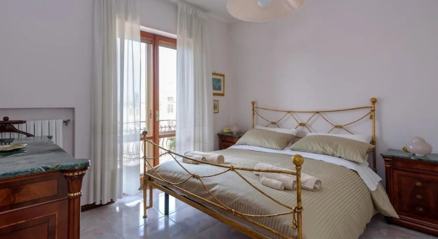 Dresda Penthouse, Забронировать Отель Отели Меты с парковкой, Парковка