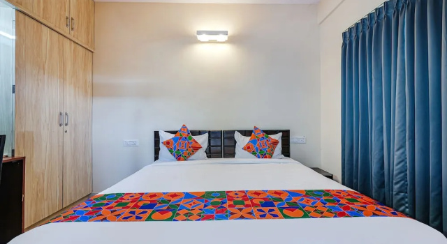 Номер Deluxe FabHotel Crystal Suites - Marathahalli